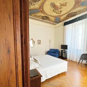 Cimabue 9 Guest house